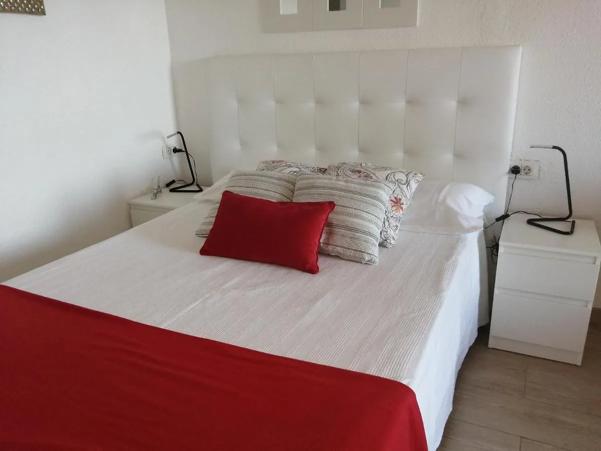Estudio Vistas Al Oceano Y Playa إيكود ذي لوس فينوس 0*,  إسبانيا